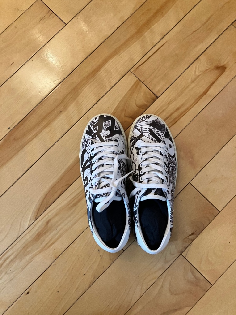 Sneakers Céline édition limitée